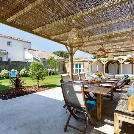 La Perle De Jade-1 By Interhome Pornic