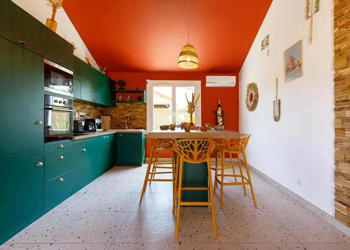 La Perle De Jade-1 By Interhome * Pornic